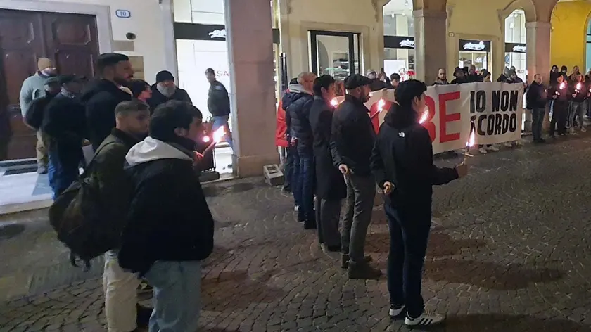 CasaPound durante una manifestazione a Padova