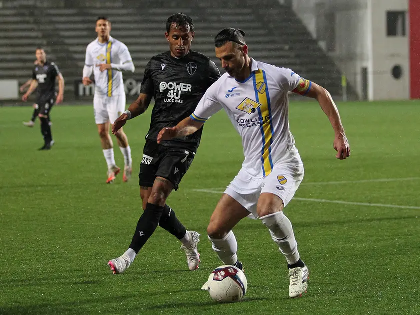 Varas durante Padova - Pergolettese (foto Piran)