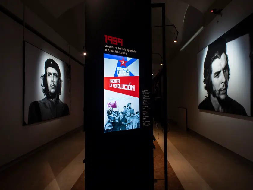 Una delle pareti delle sale dedicate alla mostra