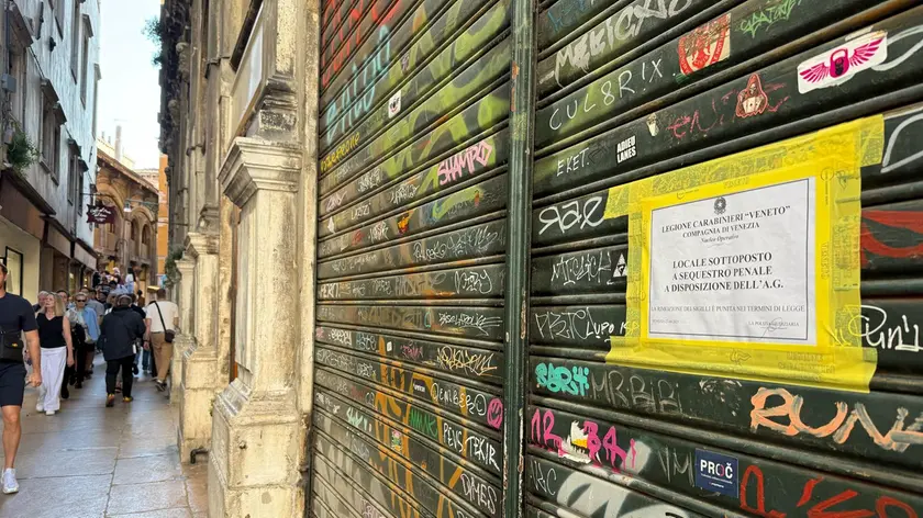 I sigilli alla Bottega della pipa a Venezia
