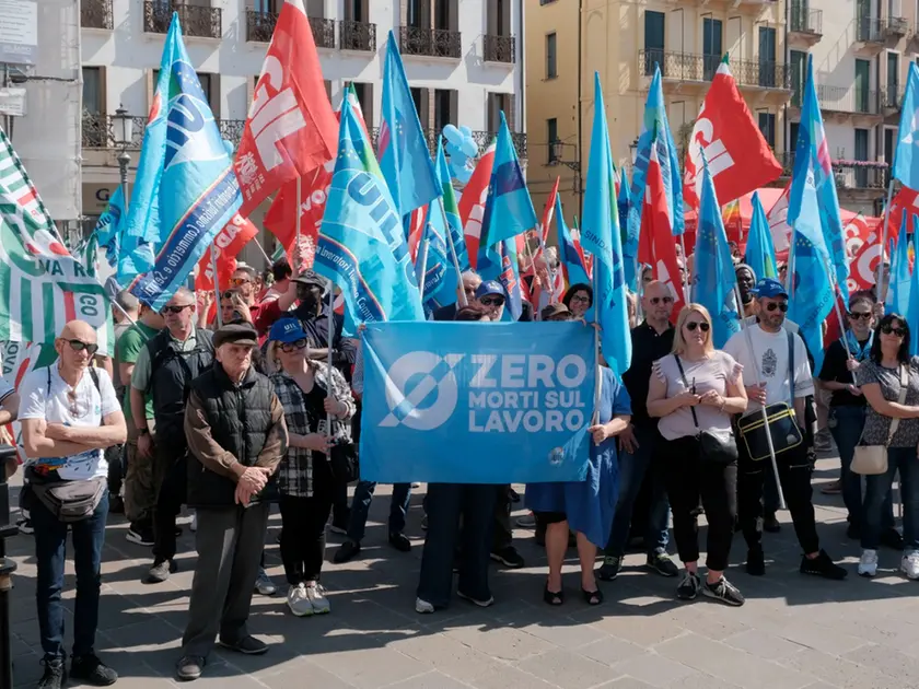 Lavoratori in Piazza dei Signori per il Primo maggio