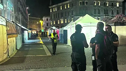 La piazza centrale di Pordenone dopo l’orario di chiusura della manifestazione