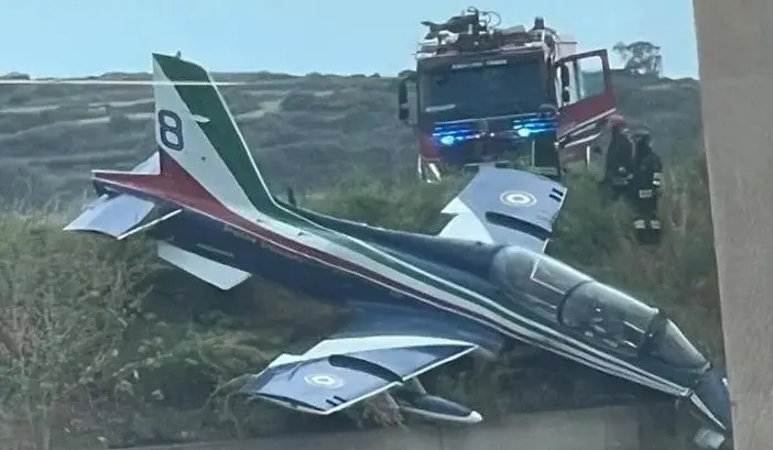 Una delle Frecce tricolori è finita fuori pista