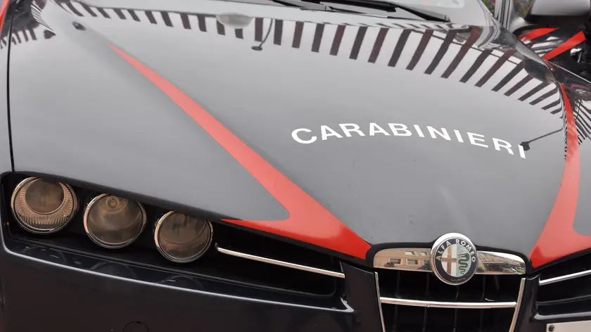 Botte alla madre e pugni ai Carabinieri: arrestato 39enne