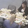 I turisti che hanno mangiato e poi si sono dati alla fuga