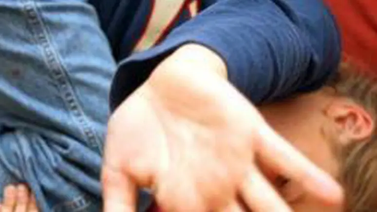 Per il padre ora c' l'obbligo di mantenimento di 400 euro mensili