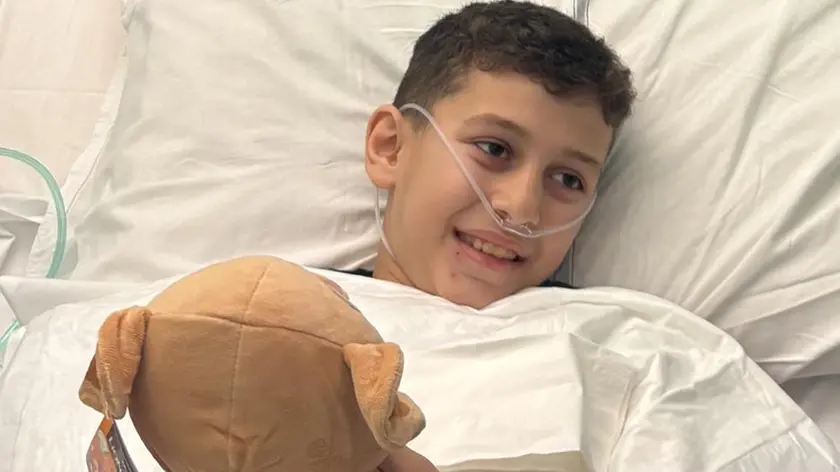 Il piccolo Abdullah, 10 anni, arrivato a Padova da Gaza per curarsi