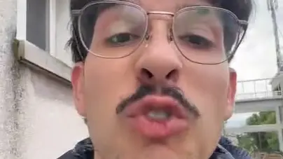 Edoardo Andretta al centro delle polemiche per un video su Tik Tok