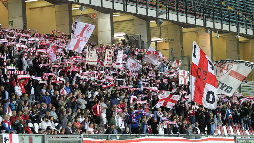 Tifosi del Padova allo stadio Euganeo