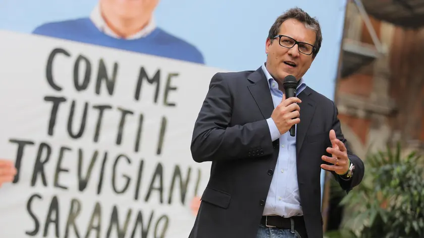 Giovanni Manildo, candidato per il Pd alle regionali