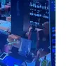 Un fermo immagine del ladro in azione