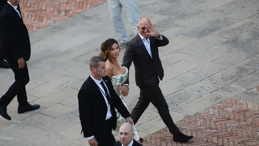 Jeff Bezos e Lauren Sanchez