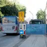 Il cantiere del tram in via Falloppio resta a doppio senso (foto Bianchi)