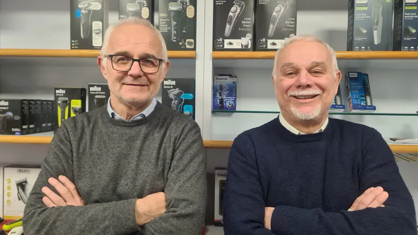 Mauro e Mirco Zella chiudono la loro “Clinica dei rasoi”