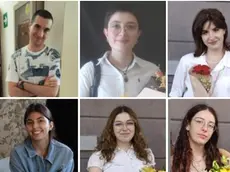 Da sinistra in senso orario Alberto Valentini - 5F, Francesca Masiero - 5D, Chiara Sturaro - 5B, Luisa Rigato - 5A, Francesca Dall’Acqua - 5B, Rachele Cabrele - 5D ed Elena Budu - 5E