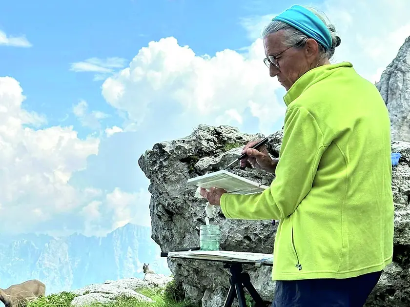 Riccarda de Eccher, ex alpinista, pittrice, femminista, ma soprattutto amante del Pelmo e delle montagne in generale