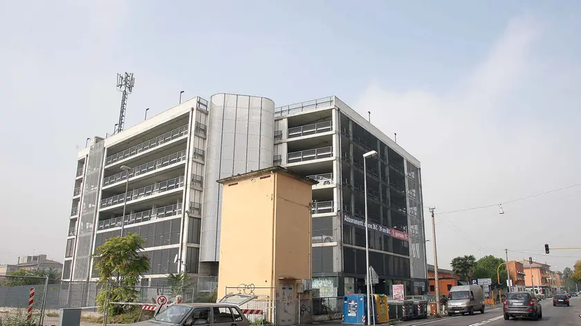 Il parcheggio multipiano di via Annibale da Bassano