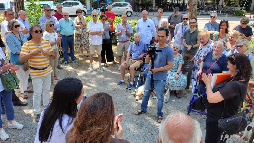 La protesta contro il porta a porta dei residenti della Sacra Famiglia di Padova