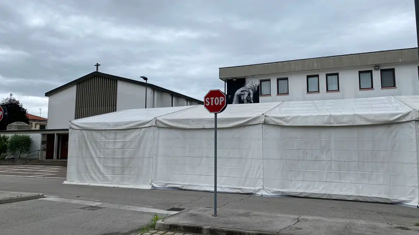 Lo stand dove è avvenuta la bravata