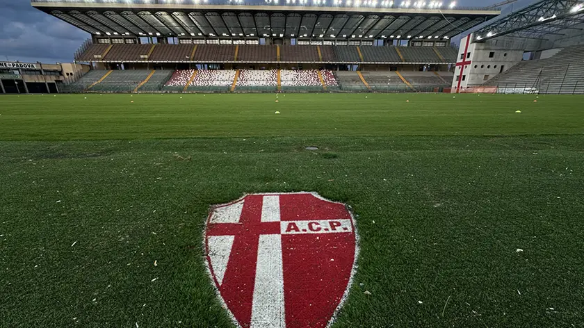 Padova, stadio Euganeo pronto e mercato in fermento: atteso un ultimo colpo