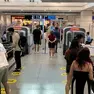 I varchi di controllo prima dell’accesso all’area gate a Venezia