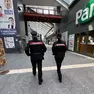 Controlli delle forze dell'ordine in galleria San Carlo