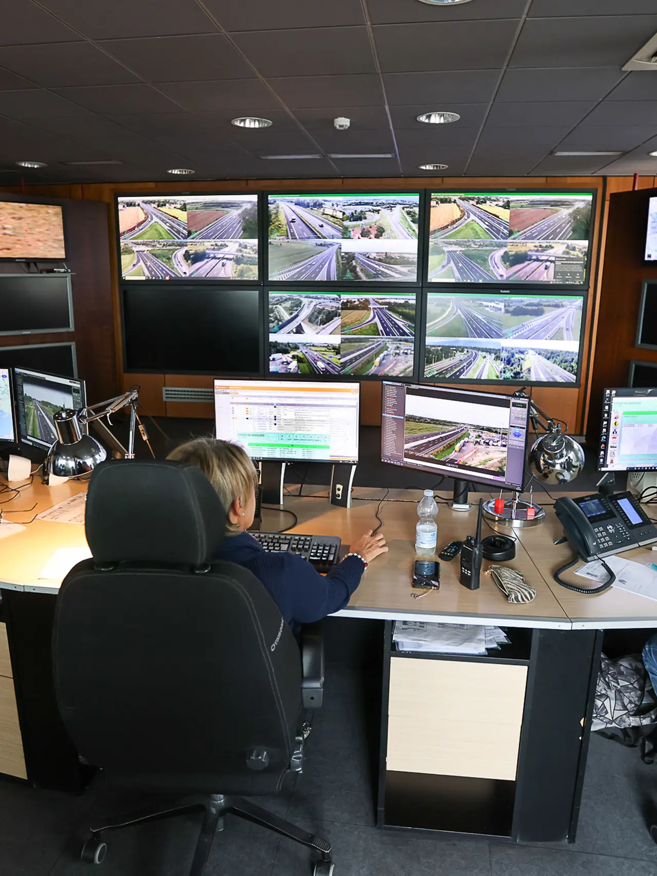 La centrale operativa di Autostrade Alto Adriatico. Foto Petrussi e Bonaventura