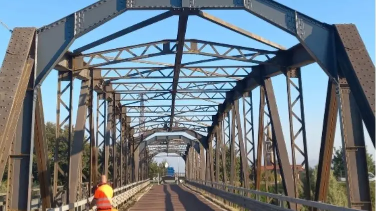 Chiude il ponte per tre giorni
