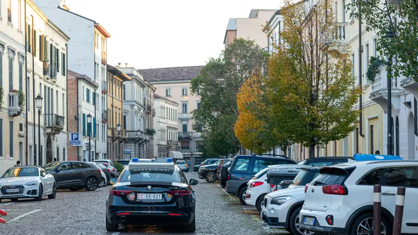 Una volante del comando dei carabinieri di Padova