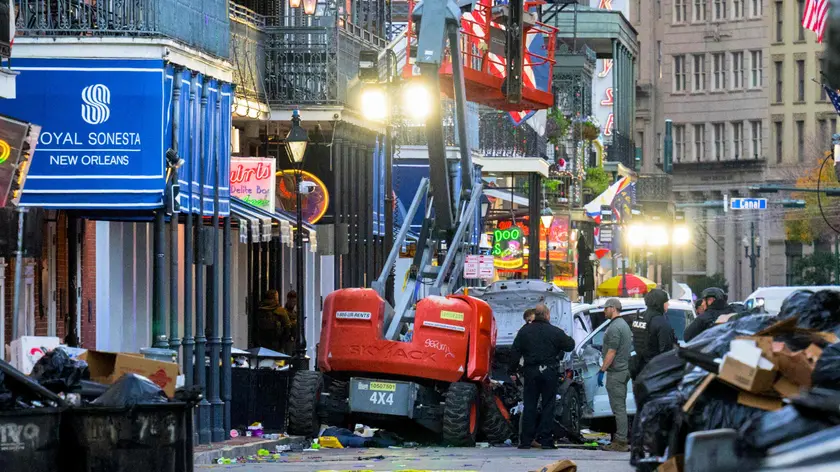 Una immagine dell'attentato a New Orleans dello scorso primo gennaio, che ha causato 15 morti (foto Afp)