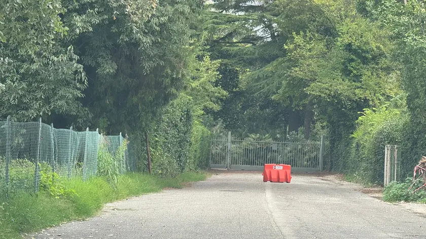 Un tratto di via Fiume ad Abano dove si sono dileguati dei ragazzini coinvolti nella rissa