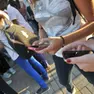 A Padova la misura di disciplina digitale varata sembra funzionare: nessun sequestro di smartphone, le regole vengono rispettate