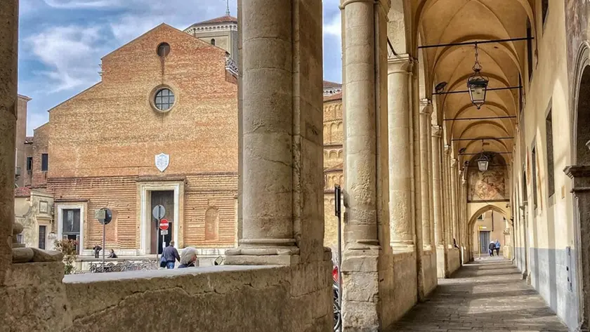 Uno scorcio del Duomo a Padova