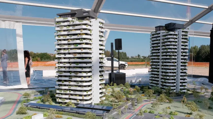 Il plastico delle due future torri