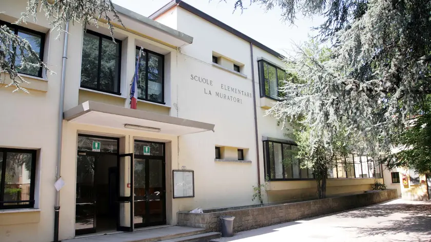 La scuola elementare Muratori di via Bernardi all'Arcella