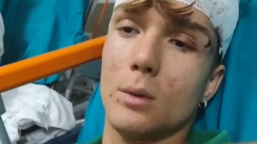 Beniamino Canovese in ospedale dopo l'aggressione subita