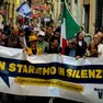 La partenza del corteo pro Israele dal ghetto