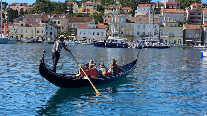 La gondola di Andrea Balbi a Lussinpiccolo