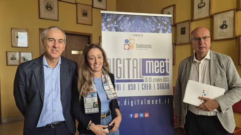 Alessandro Sperduti, Daniela Mapelli e Gianni Potti alla conferenza di presentazione di Digitalmeet