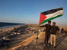 Gaza, festeggiamenti dopo l'accordo di pace tra Hamas e Israele