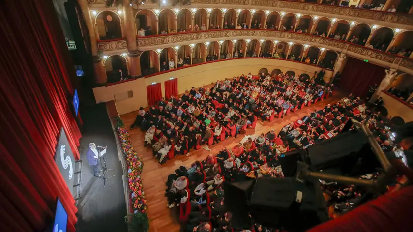 La lezione di Alessandro Barbero al teatro Verdi