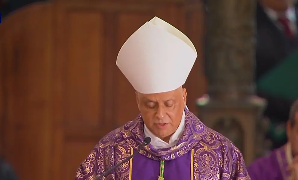 Nella Basilica di Santa Giustina a Padova, i funerali di Stato per i tre militari dell'Arma rimasti uccisi durante un'operazione nella Bassa Veronese. Presenti le massime cariche dello Stato, a partire dal Capo dello Stato, Sergio Mattarella e politiche, con la premier Giorgia Meloni