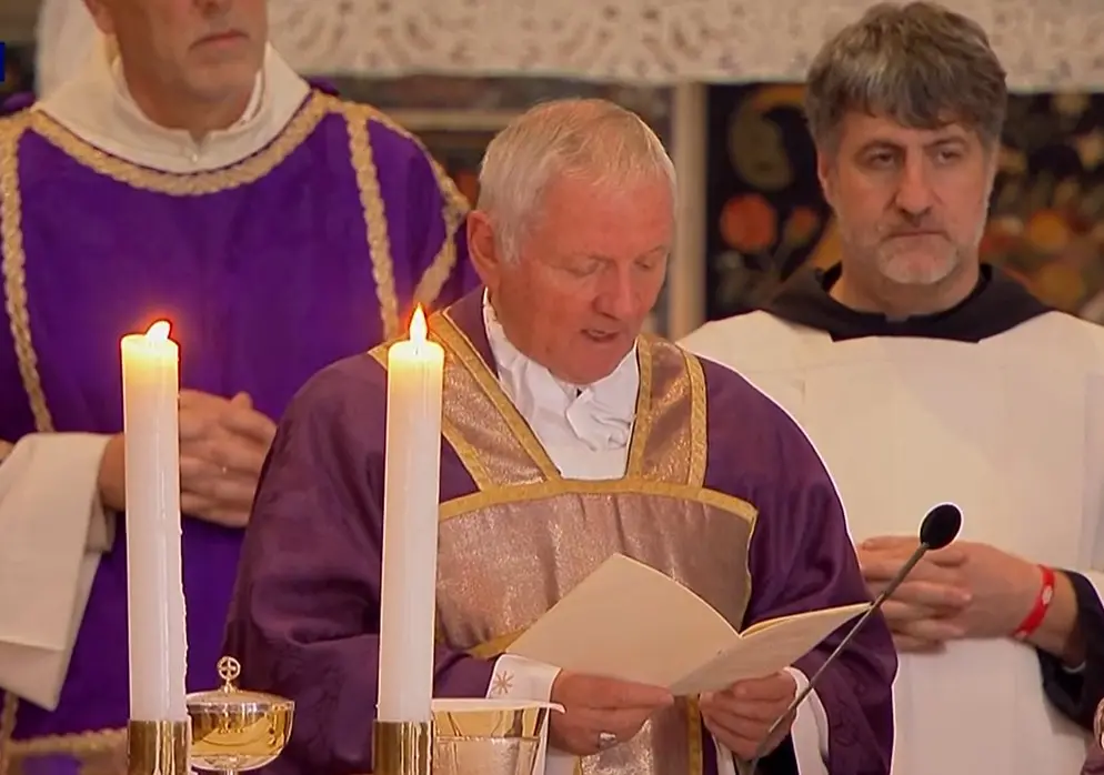 Nella Basilica di Santa Giustina a Padova, i funerali di Stato per i tre militari dell'Arma rimasti uccisi durante un'operazione nella Bassa Veronese. Presenti le massime cariche dello Stato, a partire dal Capo dello Stato, Sergio Mattarella e politiche, con la premier Giorgia Meloni
