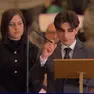 Christian Daprà, figlio di Valerio, durante il funerale
