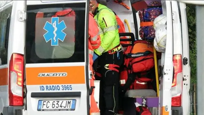 Inutili i soccorsi del Suem 118 all'autista