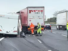 L'incidente nel tratto tra Latisana e Portogruaro, direzione Venezia