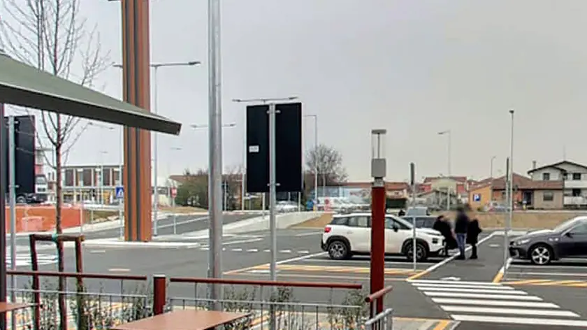 Il parcheggio dov'è avvenuta l'aggressione. Foto Piran