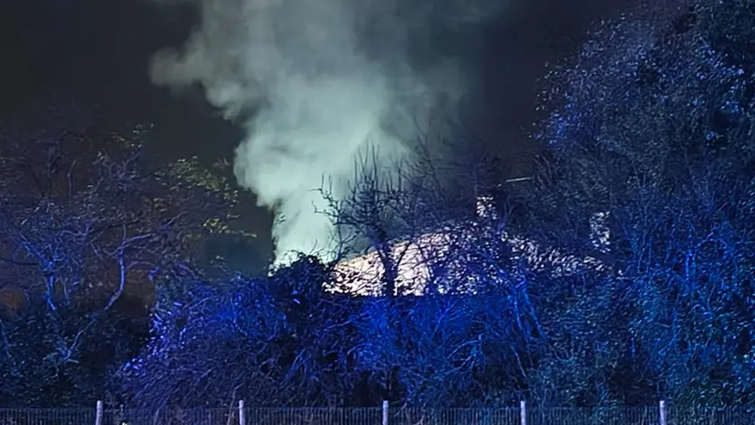 L'abitazione in fiamme a San Giorgio delle Pertiche