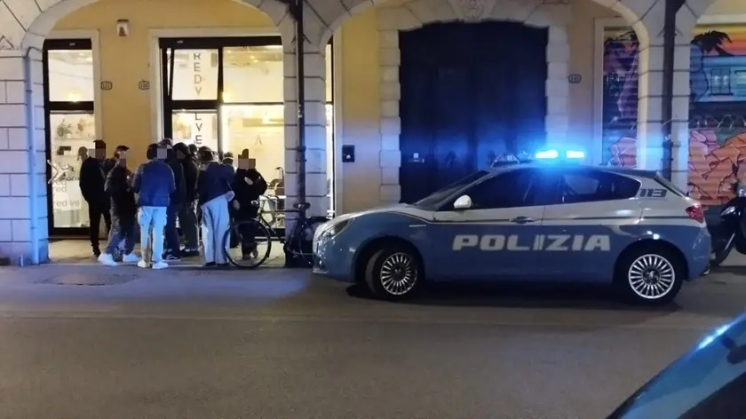 Controlli della polizia in zona Portello