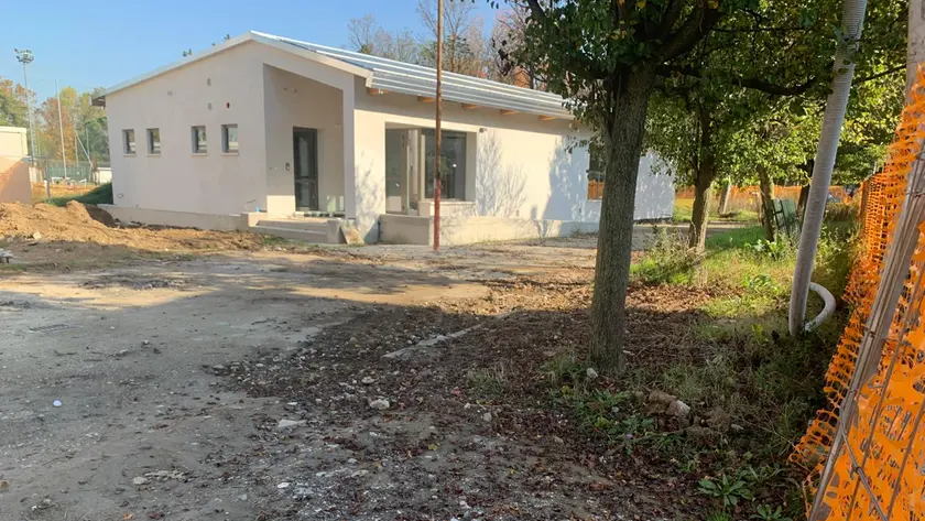 La ditta fallita ha abbandonato il cantiere della nuova mensa per la scuola Rosmini dell'Arcella